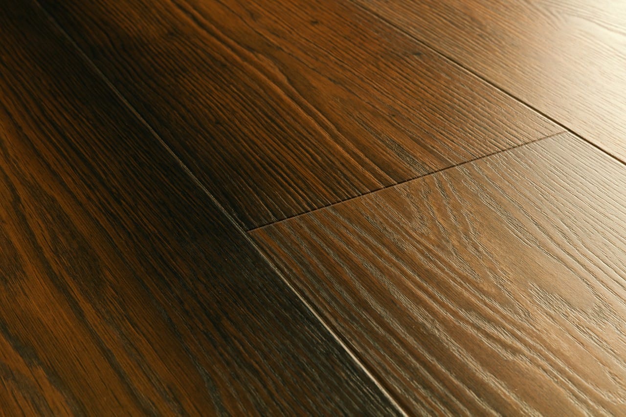 Serie Impressive Ultra Roble Ahumado IMU8261