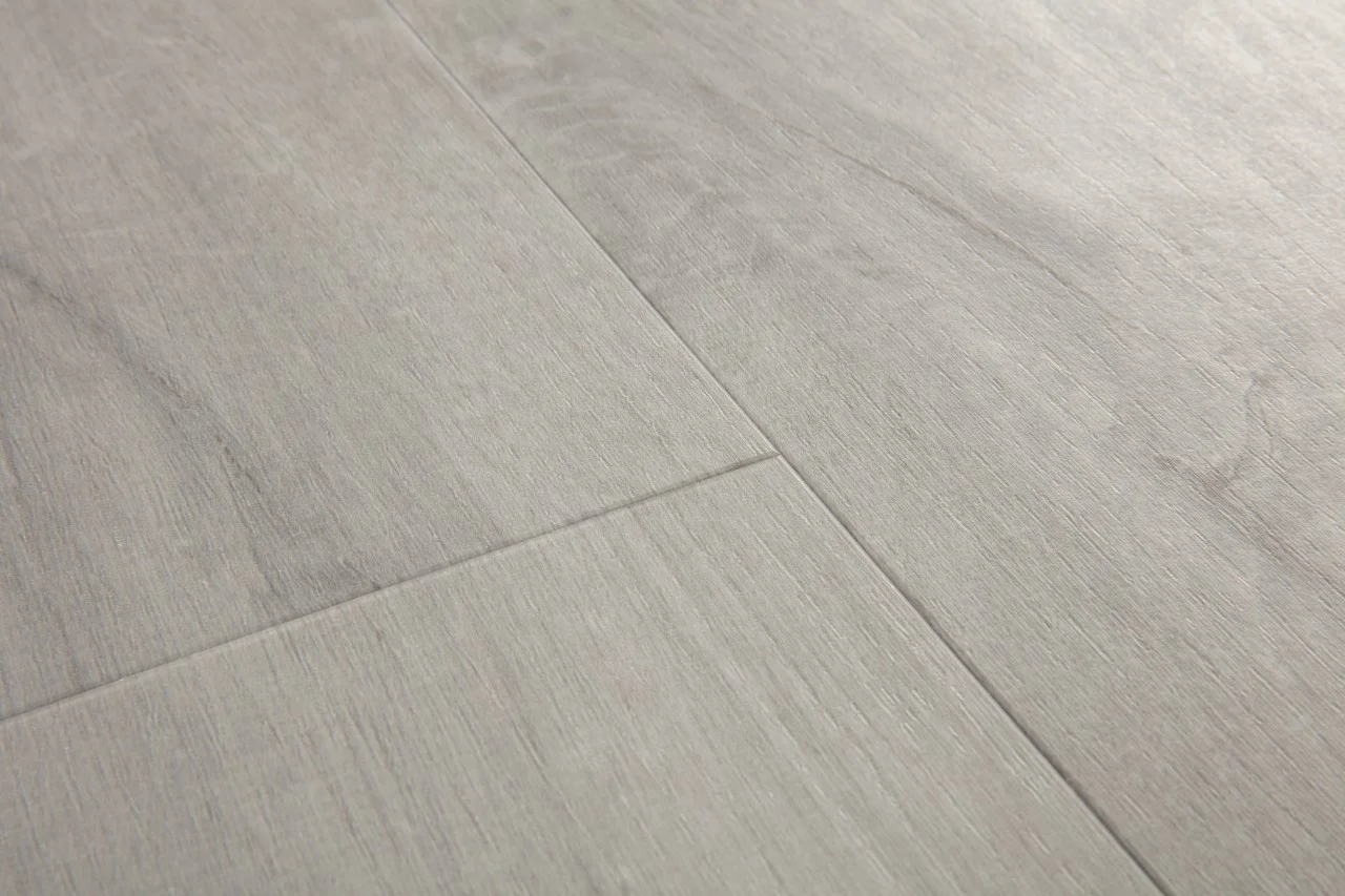 Roble algodón frío gris AVMP40201 Tablas medianas Alpha Vynil Quick Step