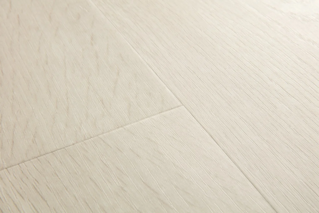 Roble brisa marina claro AVMP40079 Tablas medianas Alpha Vynil Quick Step