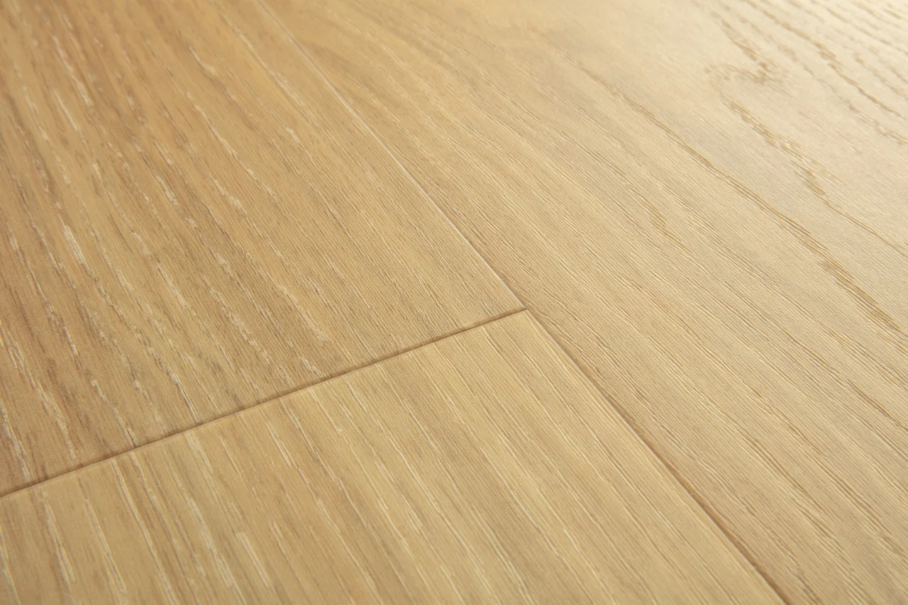 Roble pura miel AVMP40098 Tablas medianas Alpha Vynil Quick Step