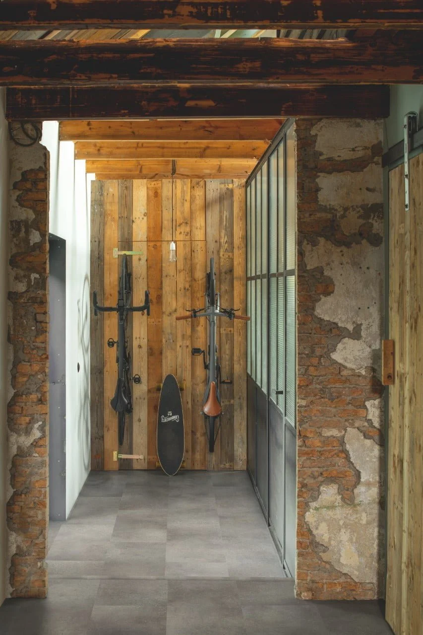 Roca hormigón AVSTU40234 Baldosas vinilo Oro Quick Step - Imagen 7