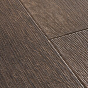 Serie Majestic color Roble Desierto Marrón Oscuro Cepillado