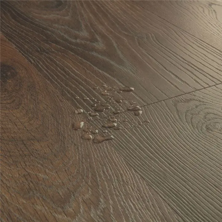 Roble marrón cacahuete Quick Step Classic CLM5800