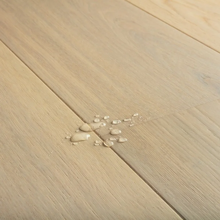 Roble blanco lirio extra mate | Parquet impermeable Cascada CASC5106