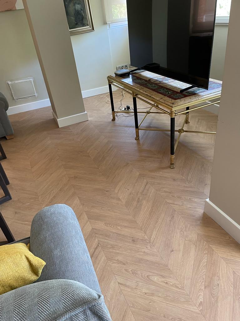 Roble natural chevron Impressive Patterns IPA4161