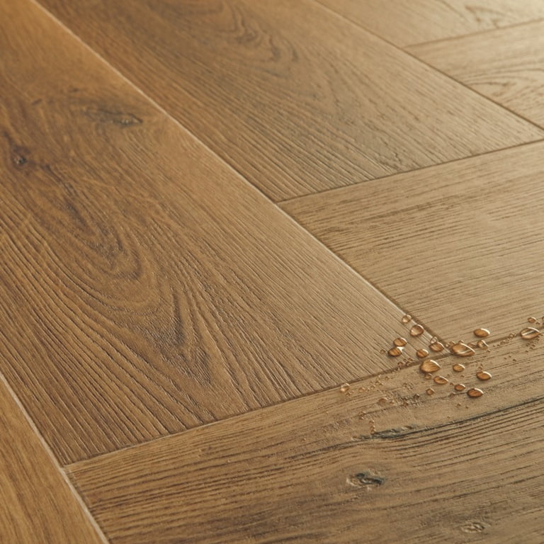Roble caramelo botánico AVHBU40364 Baldosas vinilo en espiga Ciro Quick Step