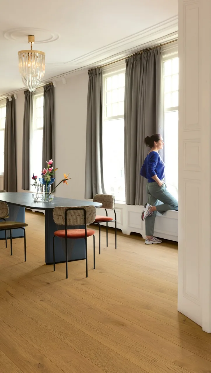 Roble castaño oscuro extra mate | Parquet hermético Amato AMT7446