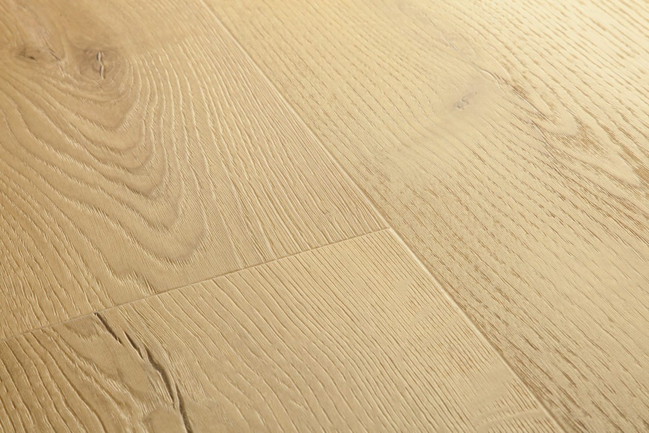 Roble beige cepillado AVMPU40319 | Bloom Quick Step