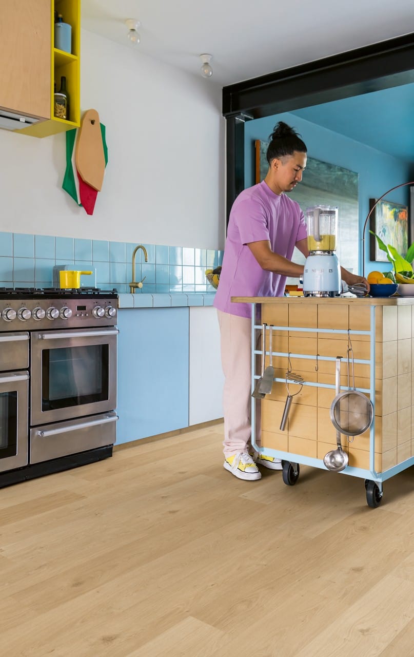 Roble costa beige AVSPU40321 Suelo de vinilo Blos Quick Step